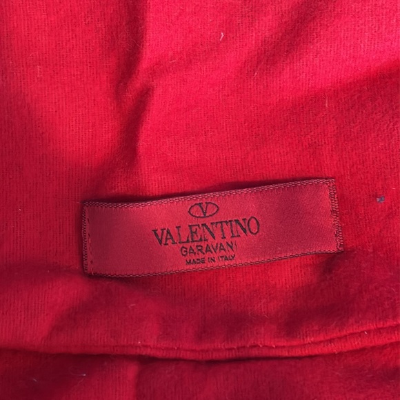 Gorgeous Valentino, black leather bag with dust bag original price $1395 - Picture 6 of 11